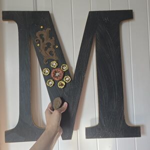 Hobby Lobby Wodden Letter M 19x15